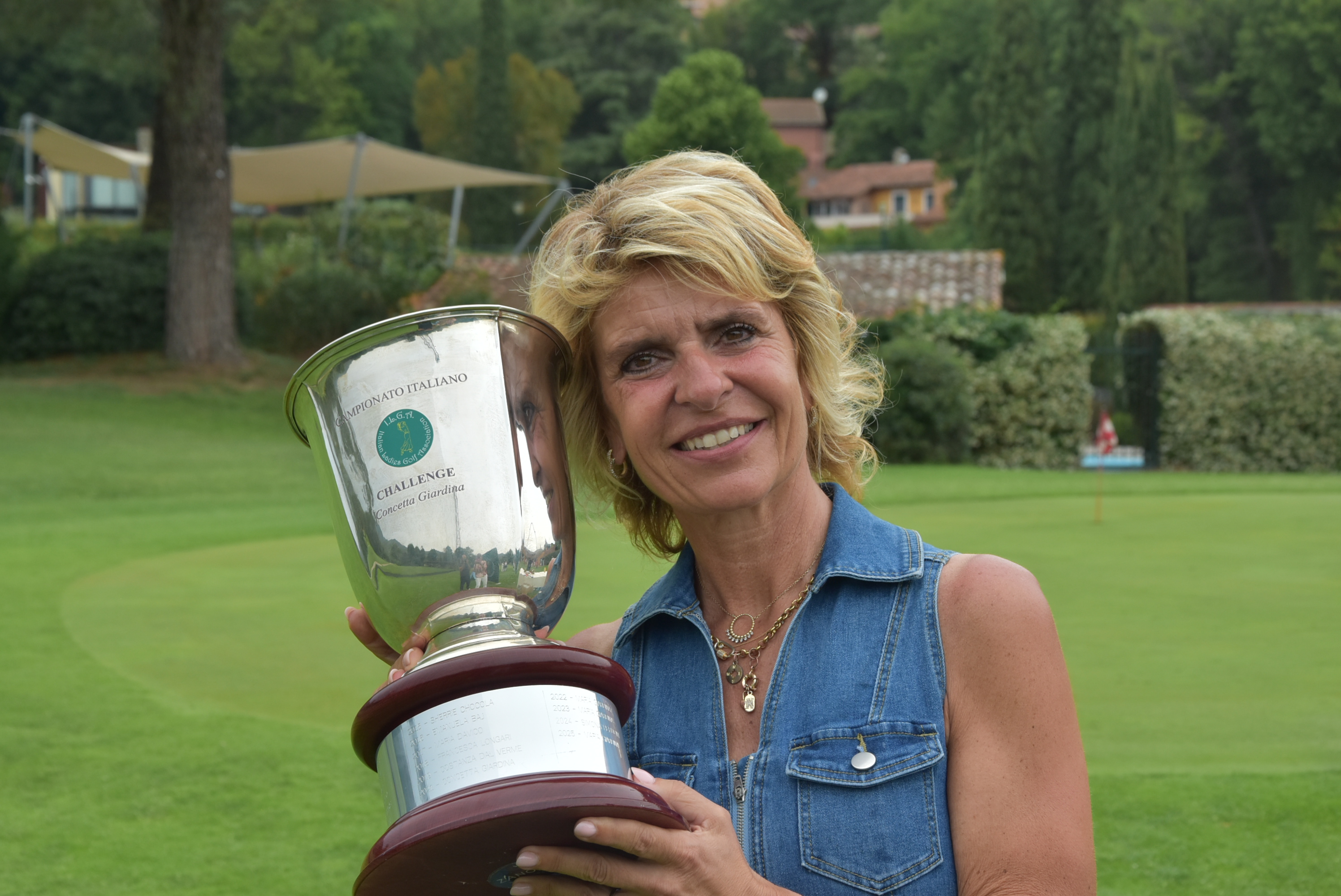 Cristina Costa, 1° lordo